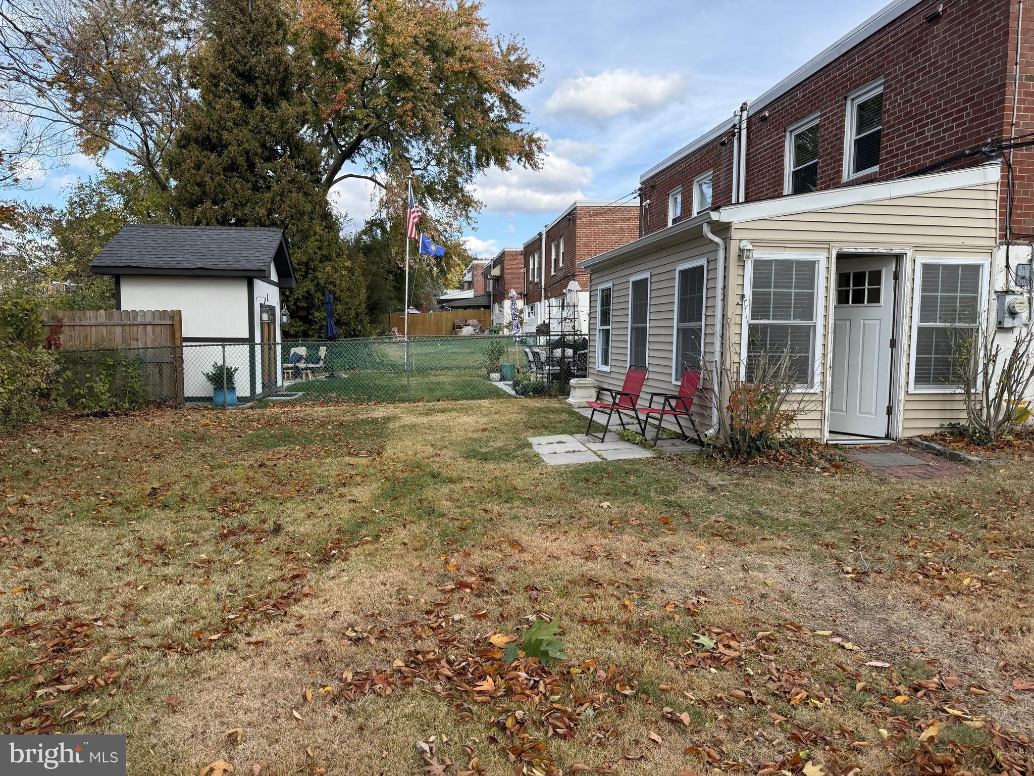 7224 Hill Road Philadelphia, PA 19128 - Photo 3 of 20 Back