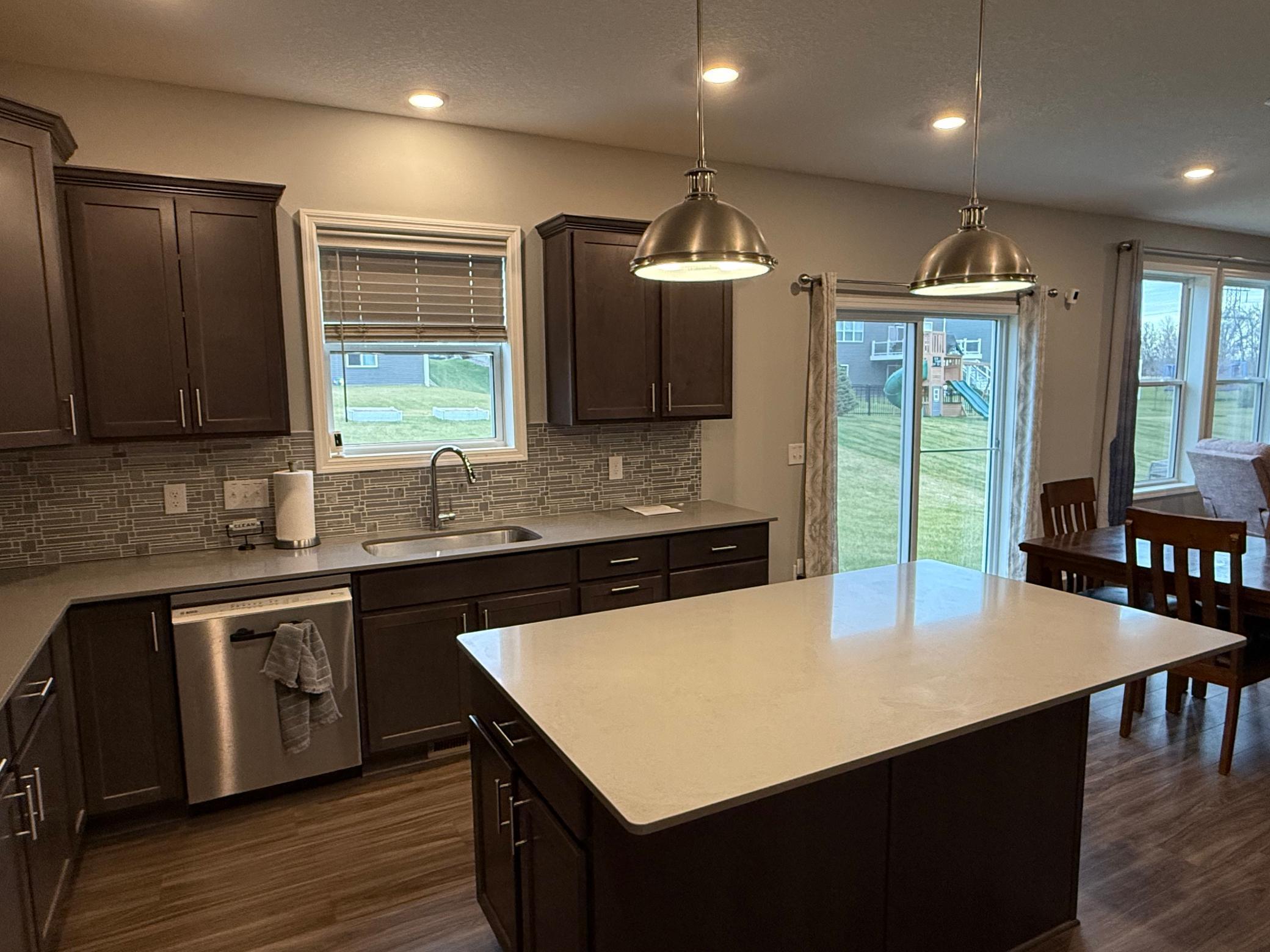 4722 Stable View Drive Woodbury, MN 55129 - Photo 13 of 39 Gallery Image 13
