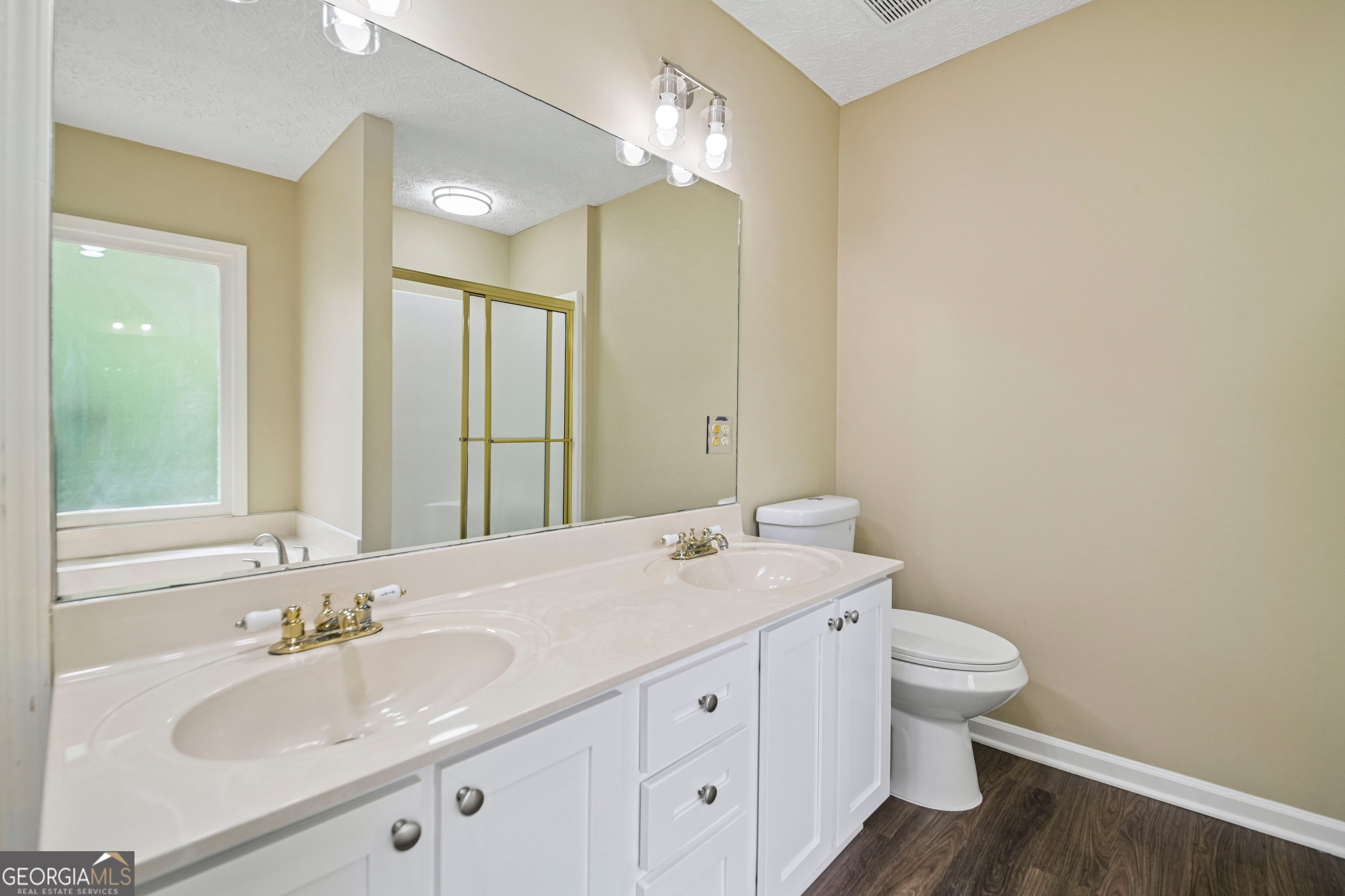 2321 Murdock Road Marietta, GA 30062 - Photo 6 of 31