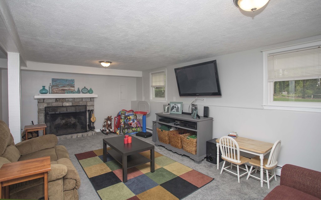 7 Sunhill Road Norton, MA 02766 - Photo 15 of 25 Gallery Image 15