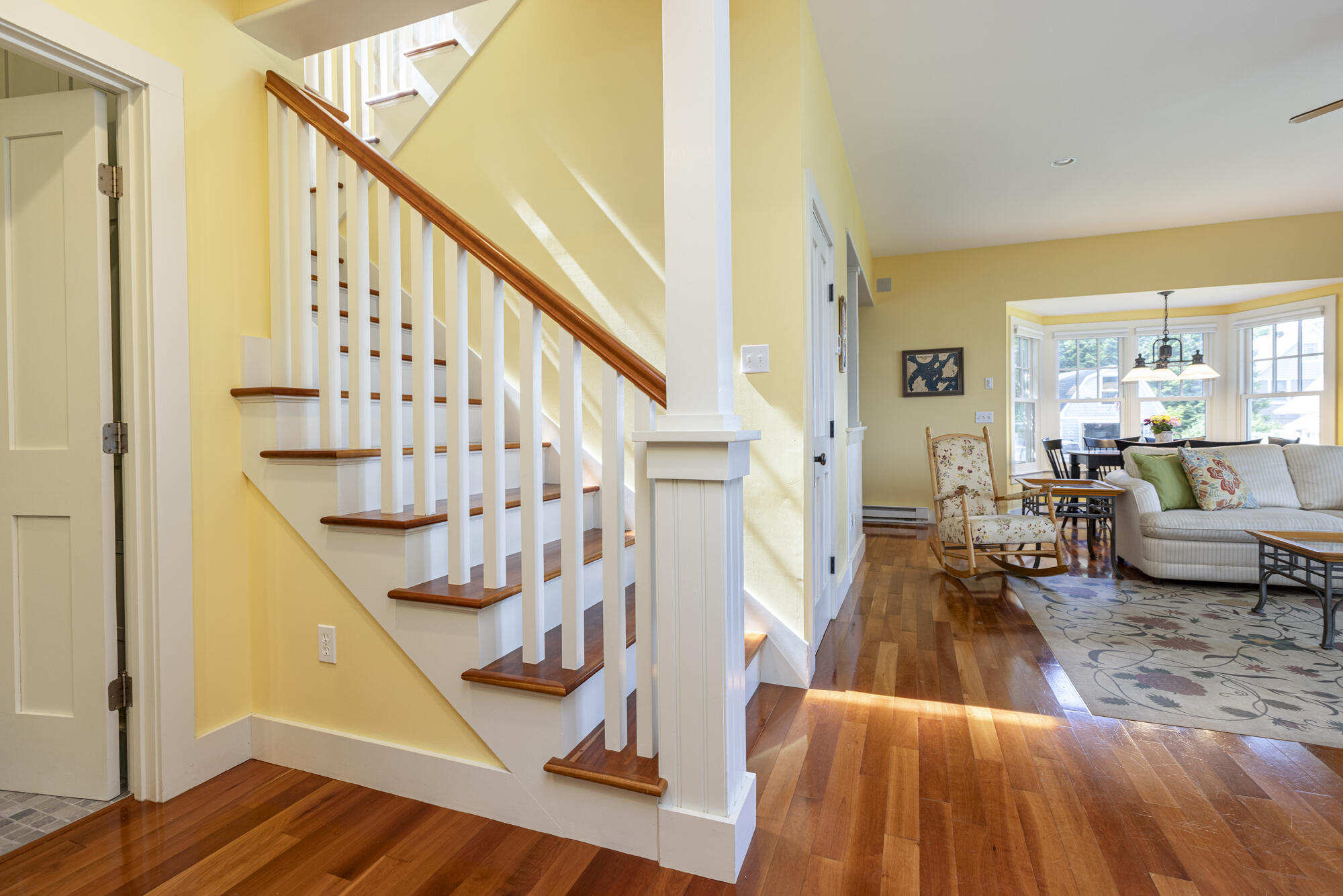 20 Sunset Road Portland, ME 04108 - Photo 25 of 43 Stairwell