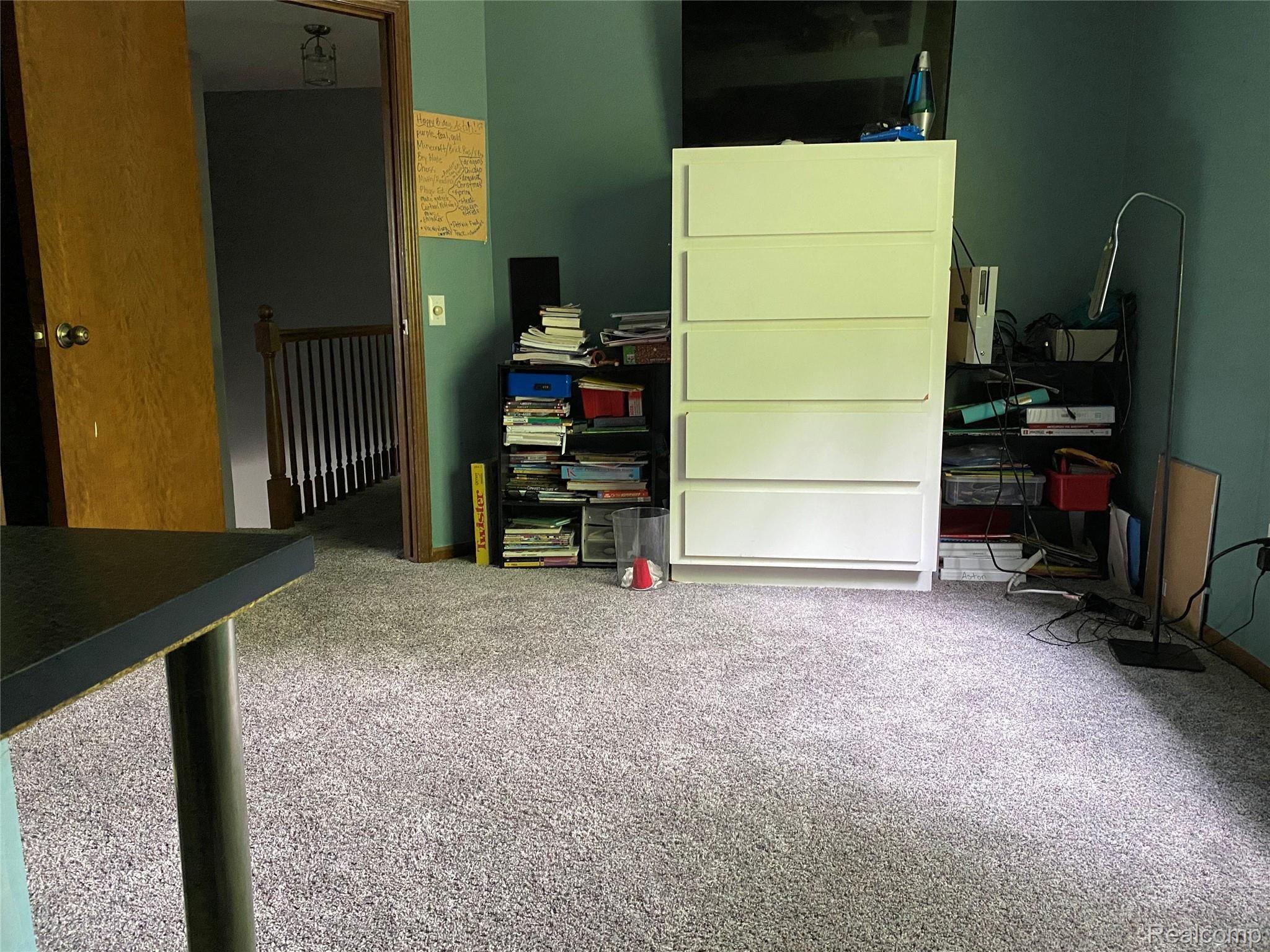 36798 Chesapeake Road Farmington, MI 48335 - Photo 24 of 32 24.jpeg