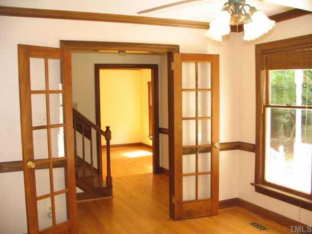 808 Thatcher Way Raleigh, NC 27615 - Photo 4 of 10 a view of an entryway