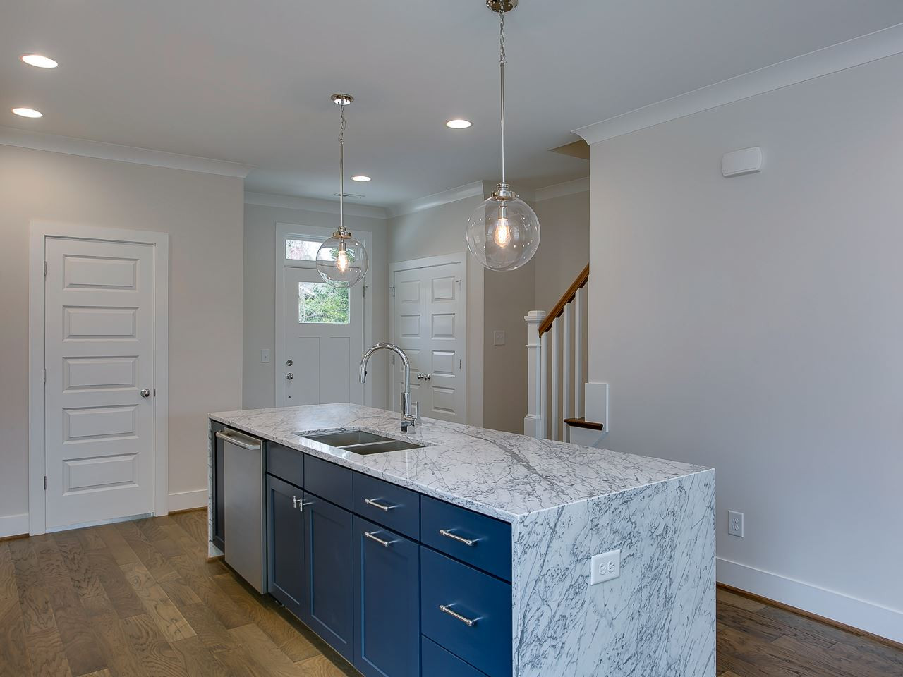 600 Watauga Street Raleigh, NC 27604 - Photo 8 of 29 Photo 8