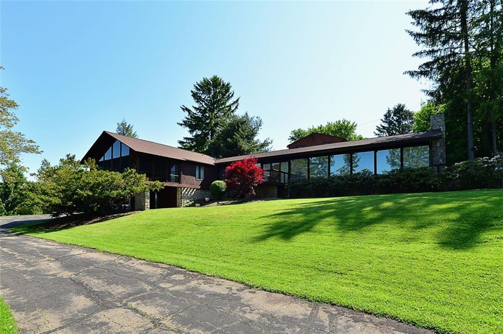 318 Sunset Road Pittsburgh, PA 15237 - Photo 1 of 24