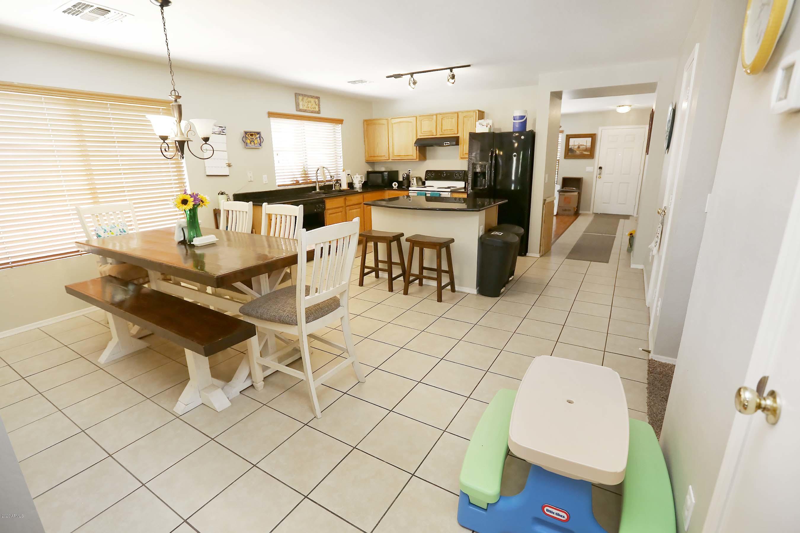 3222 West Alta Vista Road Phoenix, AZ 85041 - Photo 10 of 34 Alta Vista 12