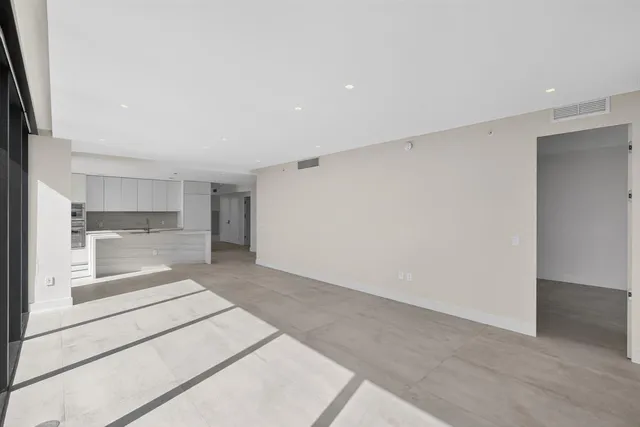 $15,000 | 700 Northeast 24th Street, Unit 1807, Miami, FL 33137