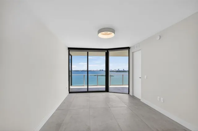 $15,000 | 700 Northeast 24th Street, Unit 1807, Miami, FL 33137