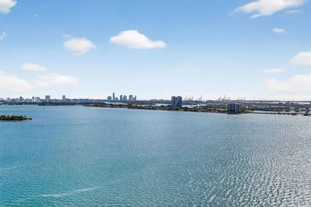 $15,000 | 700 Northeast 24th Street, Unit 1807, Miami, FL 33137