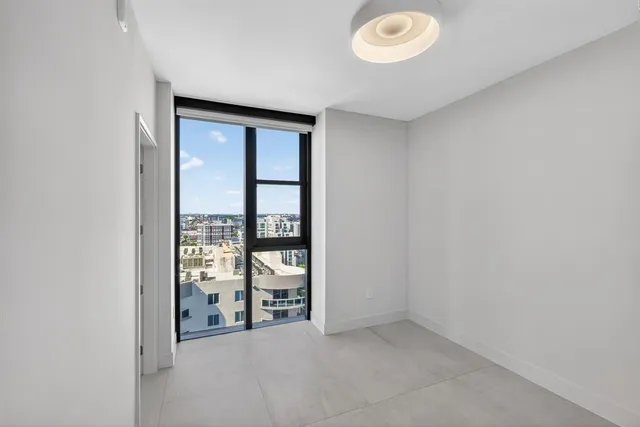 $15,000 | 700 Northeast 24th Street, Unit 1807, Miami, FL 33137