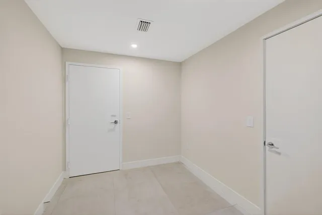 $15,000 | 700 Northeast 24th Street, Unit 1807, Miami, FL 33137