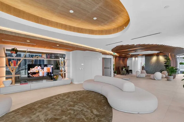 $15,000 | 700 Northeast 24th Street, Unit 1807, Miami, FL 33137