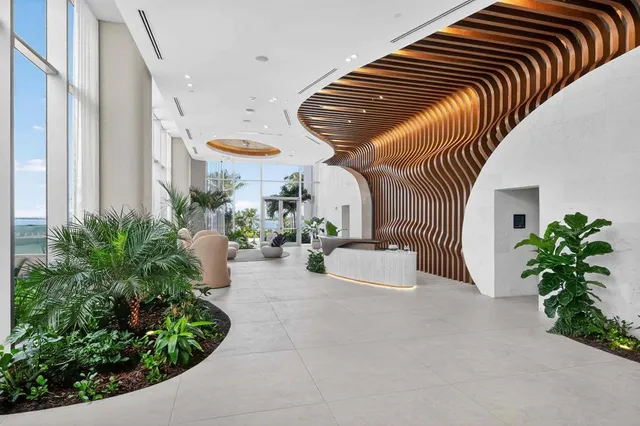 $15,000 | 700 Northeast 24th Street, Unit 1807, Miami, FL 33137