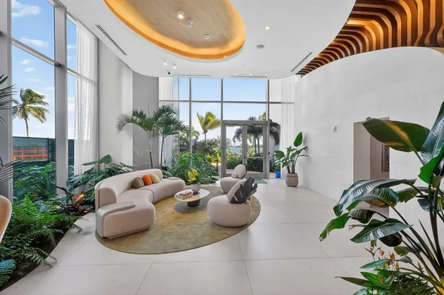 $15,000 | 700 Northeast 24th Street, Unit 1807, Miami, FL 33137