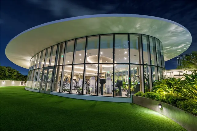 $15,000 | 700 Northeast 24th Street, Unit 1807, Miami, FL 33137