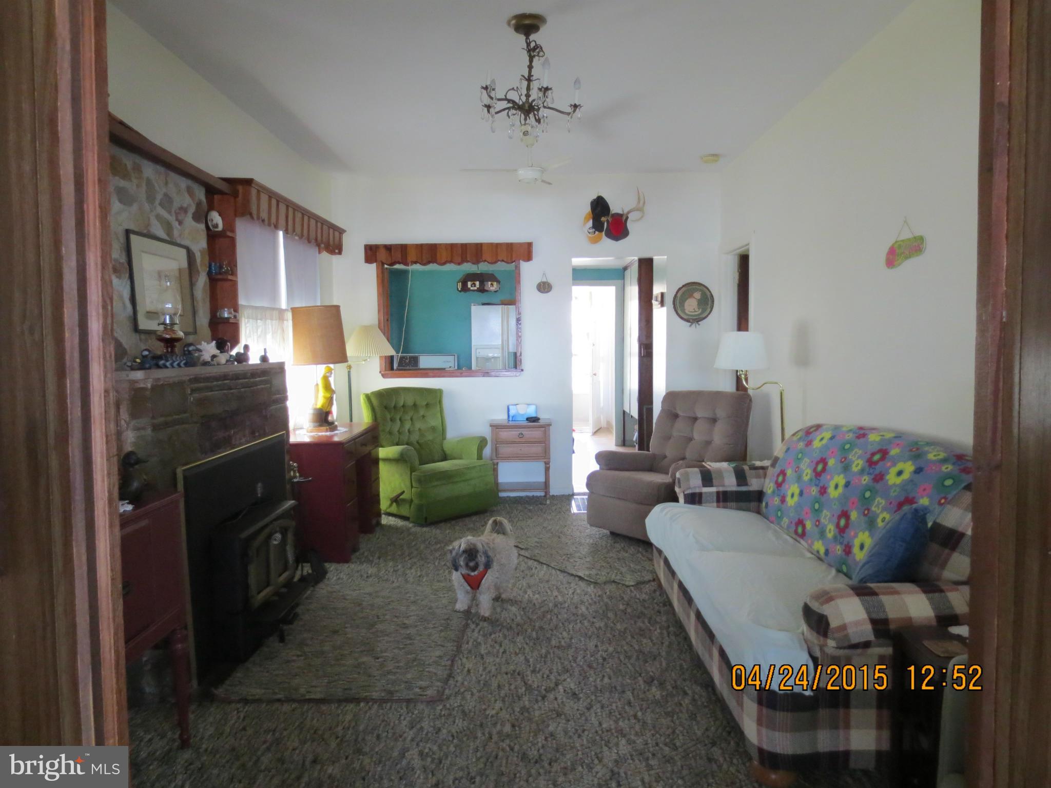 72 Hacks Point Road Earleville, MD 21919 - Photo 6 of 7 Living Room