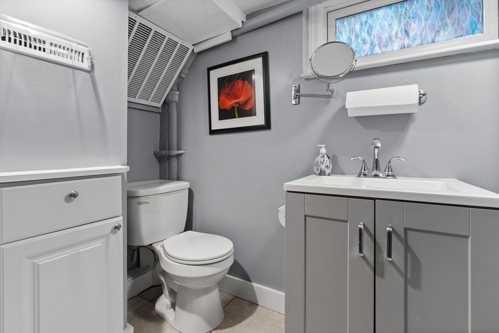 70 Race Street Haverhill, MA 01830 - Photo 39 of 42