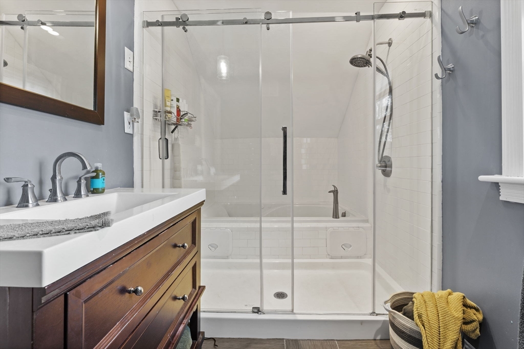 70 Race Street Haverhill, MA 01830 - Photo 5 of 42