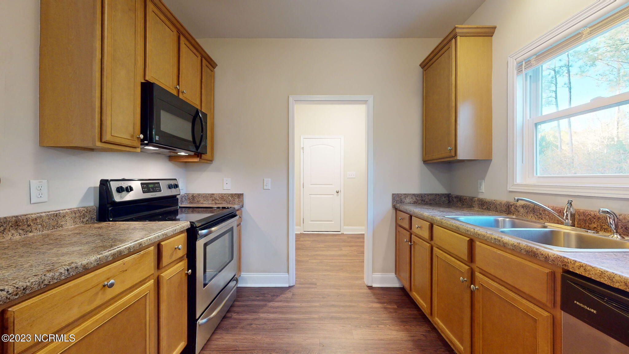 325 Folkstone Road Holly Ridge, NC 28445 - Photo 16 of 40 27-web-or-mls-VTP-325-Folkstone-Rd-12052