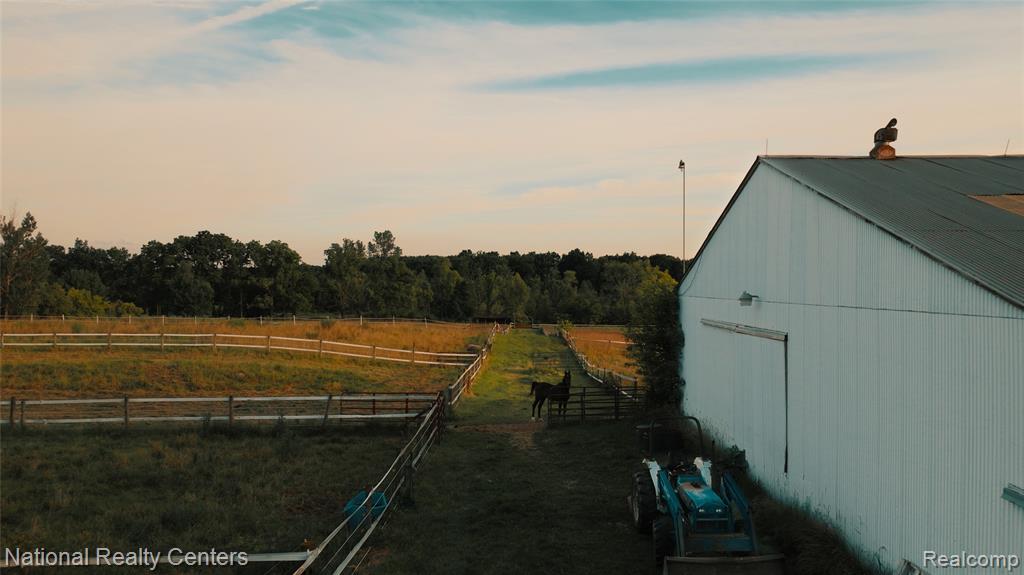 58191 Eight Mile Road Northville, MI 48167 - Photo 51 of 57