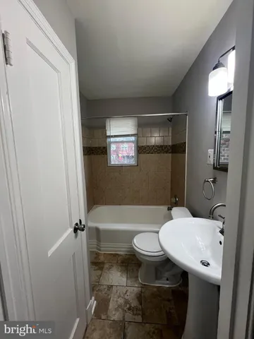 $1,395 | 4776 Shamrock Avenue, Baltimore, MD 21206