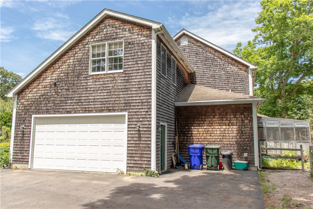 66 Watch Hill Road Westerly, RI 02891 - Photo 4 of 30