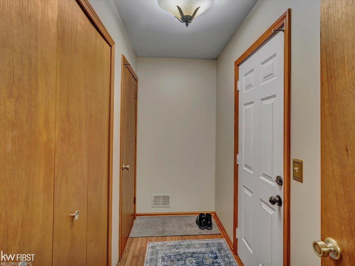2199 South State Road Davison, MI 48423 - Photo 19 of 45