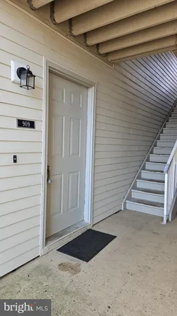 a view of entryway
