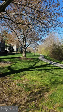 $1,900 | 909 Ravens Crest Drive, Plainsboro, NJ 08536