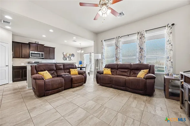 $265,000 | 629 Skylar Heights Drive, Temple, TX 76502