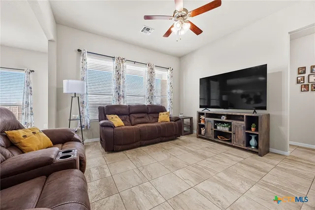 $265,000 | 629 Skylar Heights Drive, Temple, TX 76502