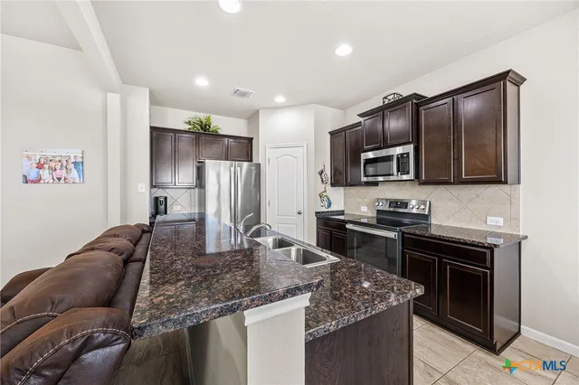 $265,000 | 629 Skylar Heights Drive, Temple, TX 76502