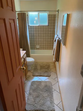 $600,000 | 1725 East Madrone Avenue, Ukiah, CA 95482