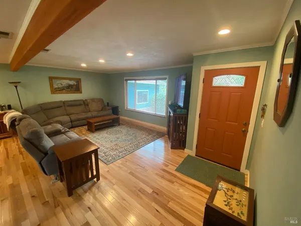 $600,000 | 1725 East Madrone Avenue, Ukiah, CA 95482