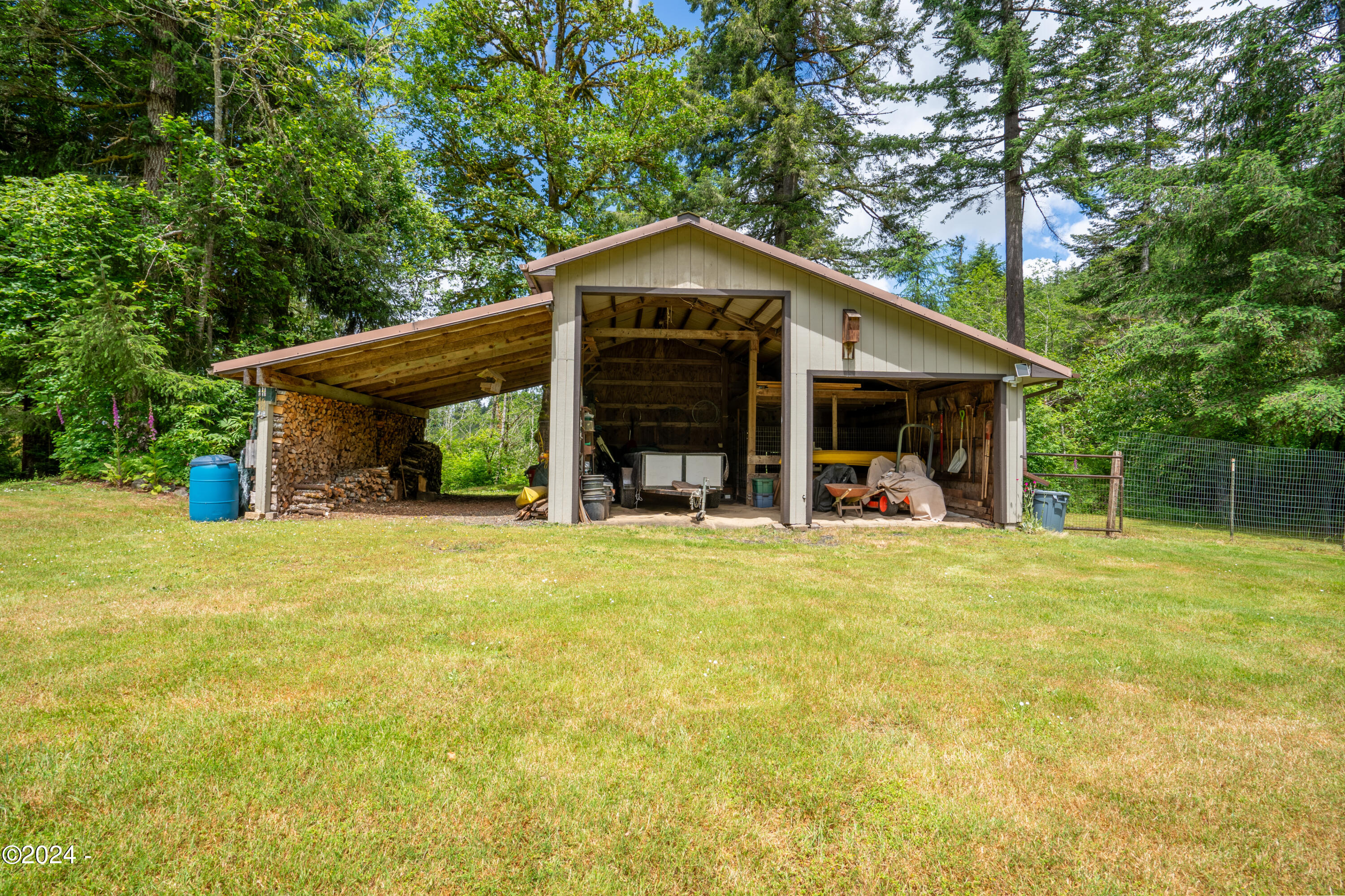 830 Northeast Sturdevant Road Toledo, OR 97391 - Photo 38 of 50 -32