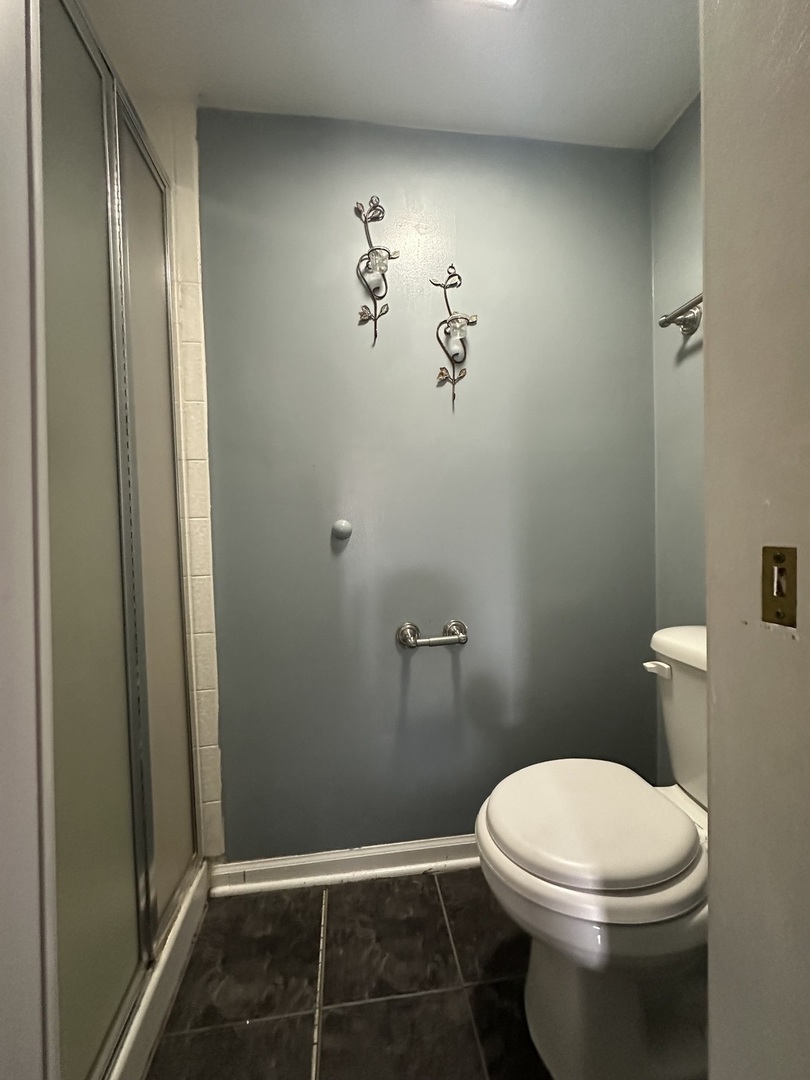 18559 Escanaba Avenue, Unit 305 Lansing, IL 60438 - Photo 15 of 17