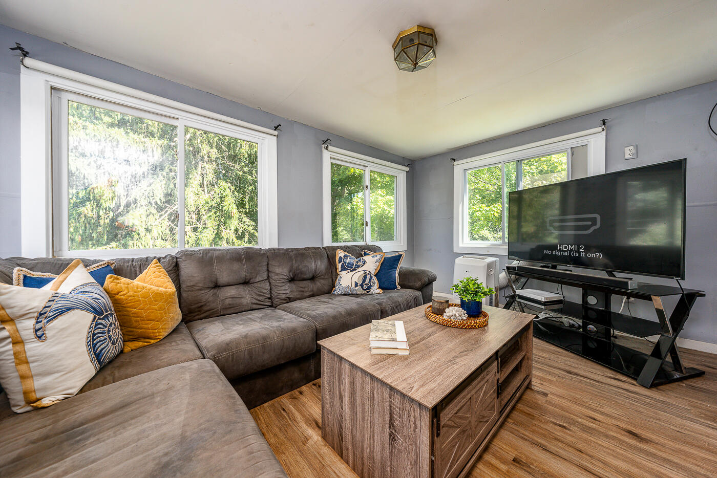 42 Hunters Brook Road Sagamore Beach, MA 02562 - Photo 13 of 27 familyroom2