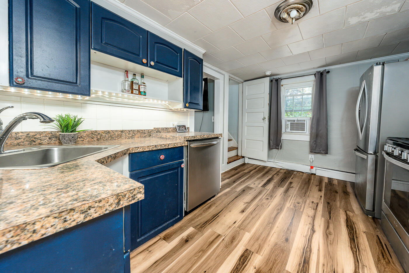42 Hunters Brook Road Sagamore Beach, MA 02562 - Photo 7 of 27 kitchen2