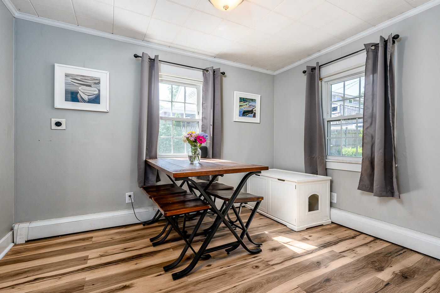 42 Hunters Brook Road Sagamore Beach, MA 02562 - Photo 9 of 27 dine1