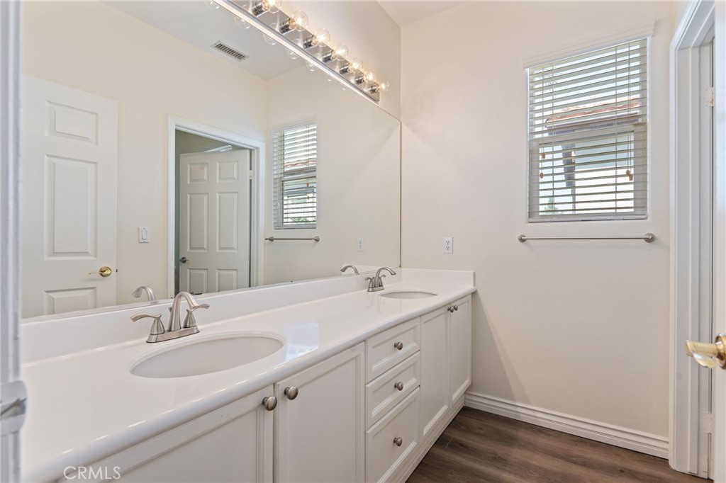 18814 Pinehaven Way Porter Ranch, CA 91326 - Photo 23 of 33