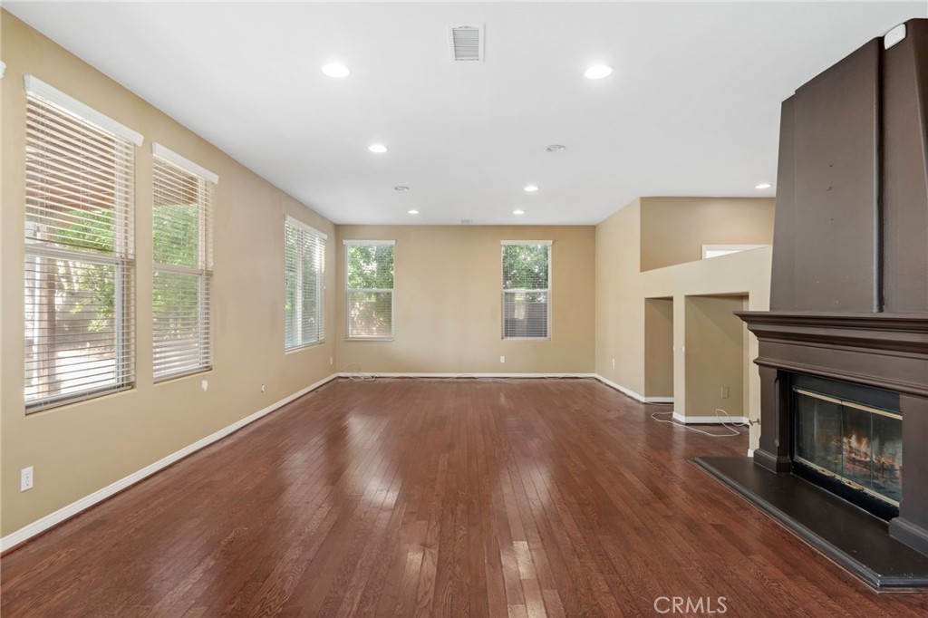 18814 Pinehaven Way Porter Ranch, CA 91326 - Photo 8 of 33