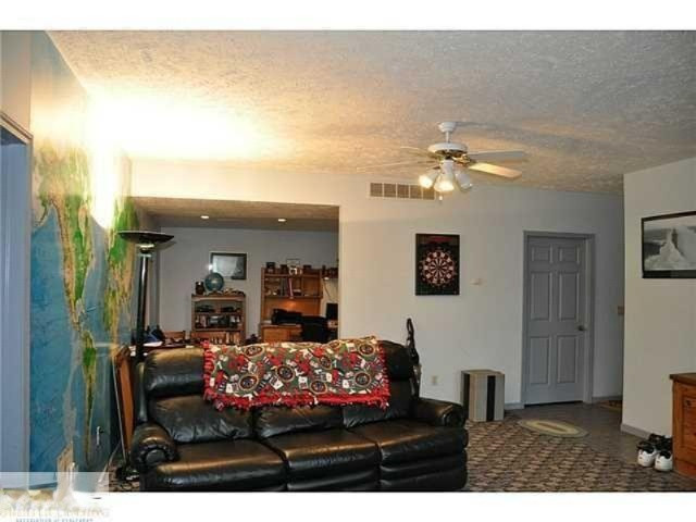 10424 Frost Road Portland, MI 48875 - Photo 9 of 24 l1a7b5145-m9xd-w640_h480_q80