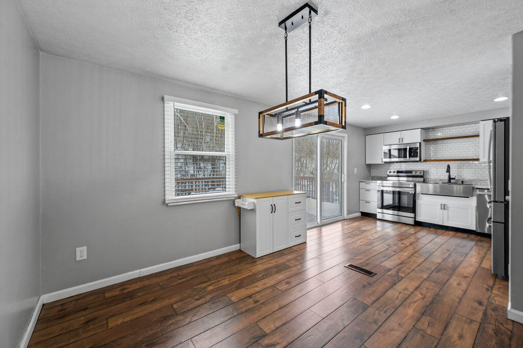1538 Tanner Road Hebron, KY 41048 - Photo 12 of 49 Gallery Image 12