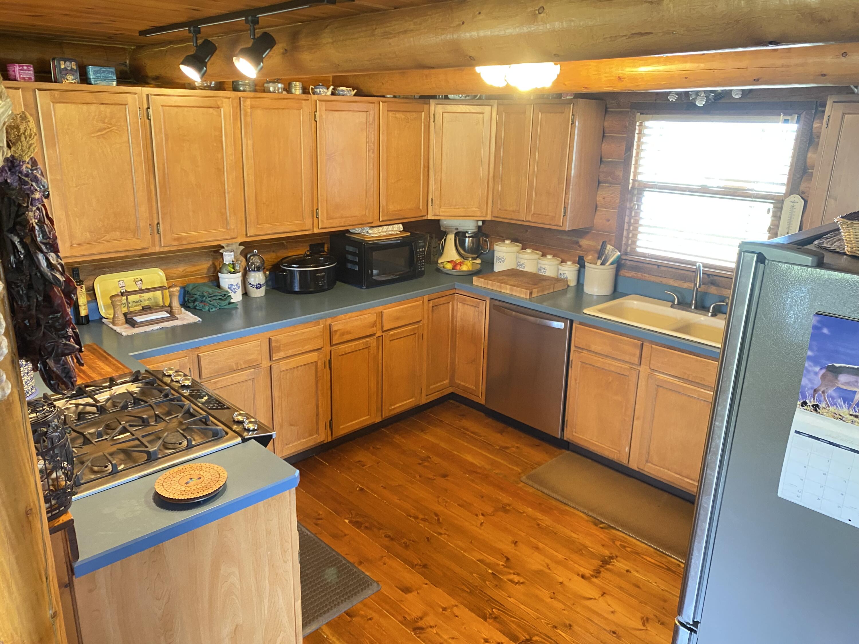 555 Crazy Woman Canyon Road Buffalo, WY 82834 - Photo 7 of 27 Kit