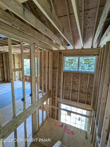 $479,900 | 203 Lincoln Lane, East Stroudsburg, PA 18301