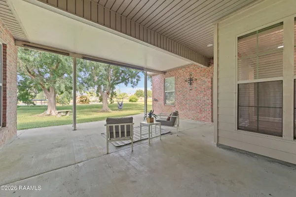 $395,000 | 9661 Belle Pl Drive, Maurice, LA 70555