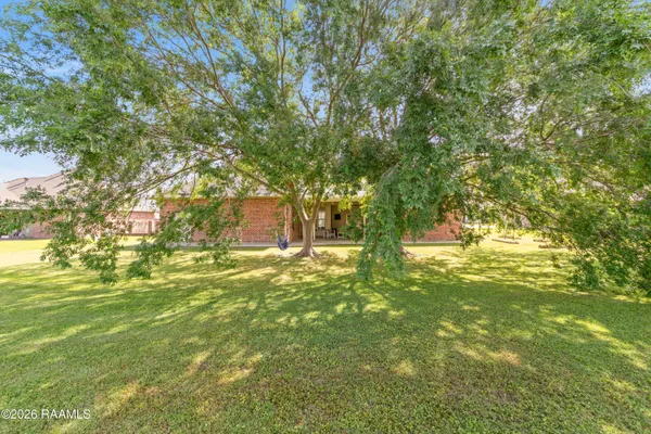 $395,000 | 9661 Belle Pl Drive, Maurice, LA 70555