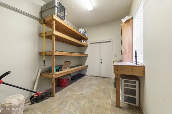 $395,000 | 9661 Belle Pl Drive, Maurice, LA 70555