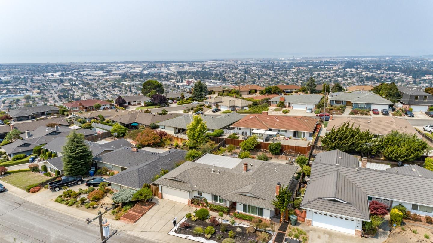 2479 Longview Drive San Leandro, CA 94577 - Photo 41 of 57 an aerial view of a city