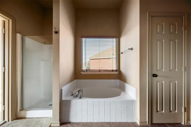 $365,000 | 1405 Eagle Pt Drive, Royse City, TX 75189